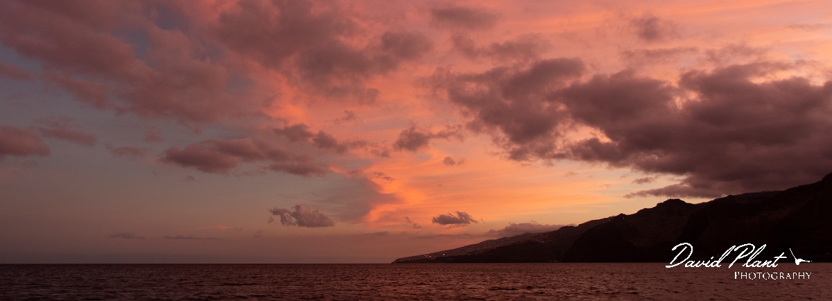 DSC00947-2.JPG - Pink skies over Funchal - Madeira