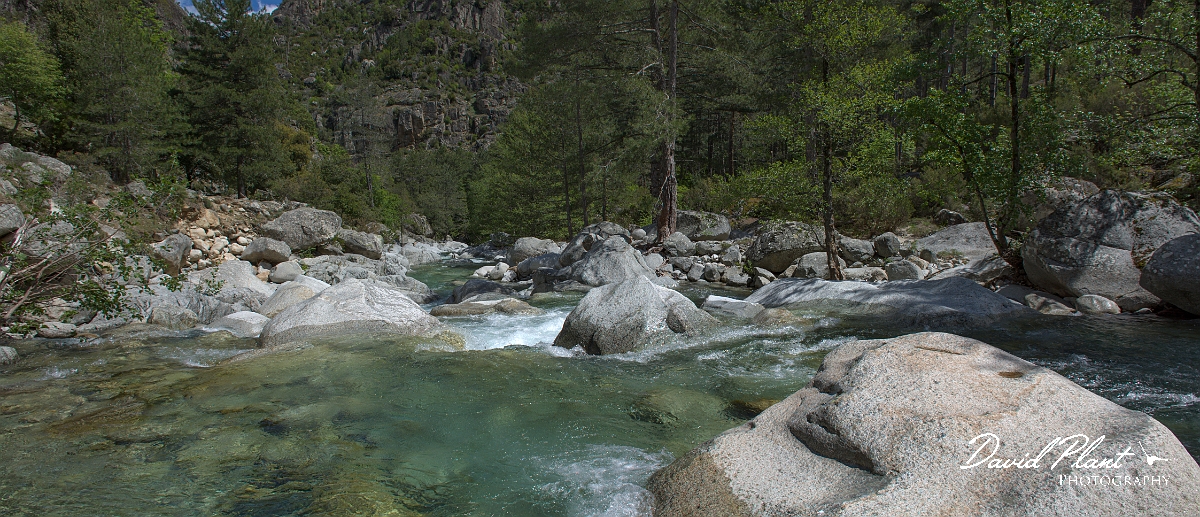 _DSC3412 Panorama.JPG - River through the Restonica Valley - Corsica